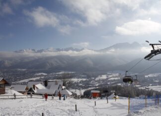 Gdzie Polacy spędzą ferie zimowe 2023? Analizy Polskiej Organizacji Turystycznej