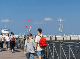 Na majówkę wciąż można znaleźć nocleg. W co drugim obiekcie połowa miejsc jest dostępna