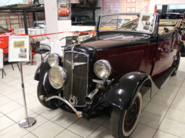 Legendy motoryzacji w Otrębusach
