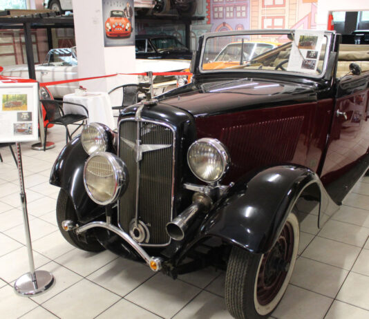 Legendy motoryzacji w Otrębusach
