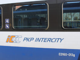 Więcej miejsc w pociągach PKP Intercity na długi sierpniowy weekend